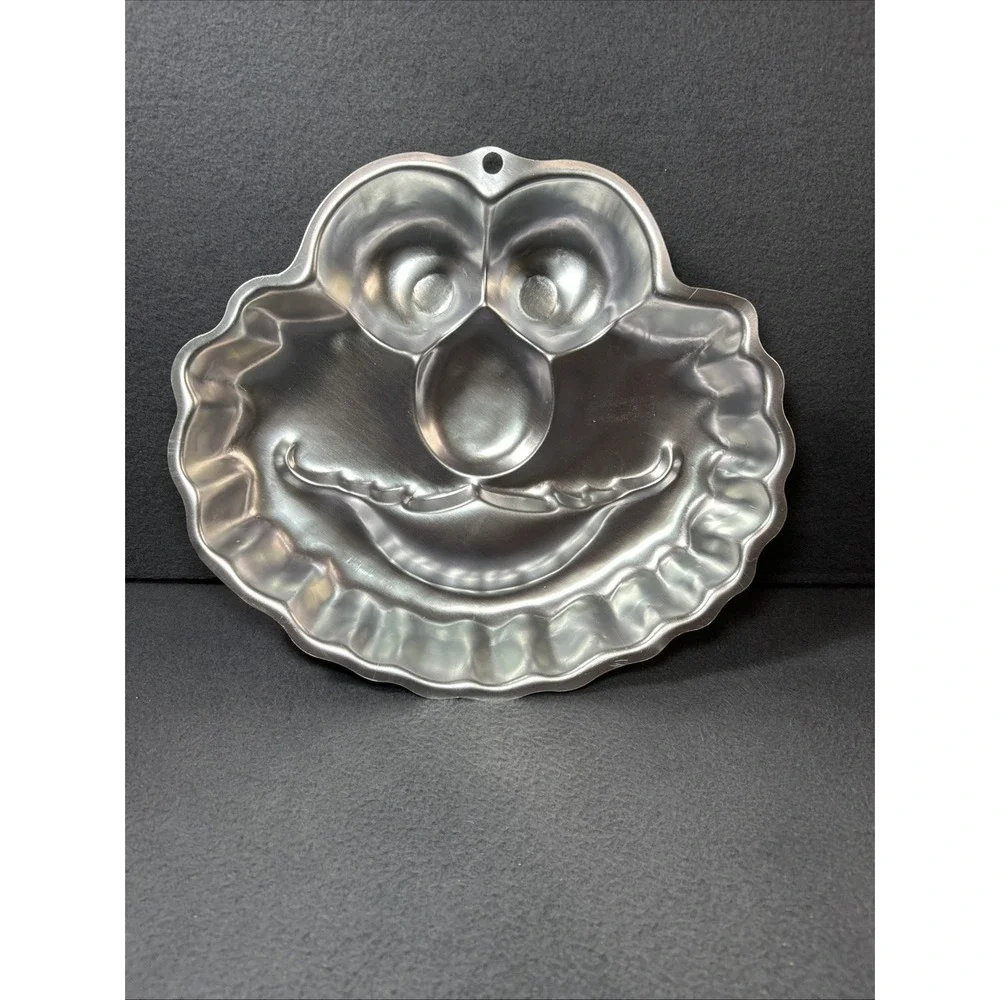 2002‎ Wilton Sesame Street Elmo Face Cake Pan Mold #2105-3461 Excellent